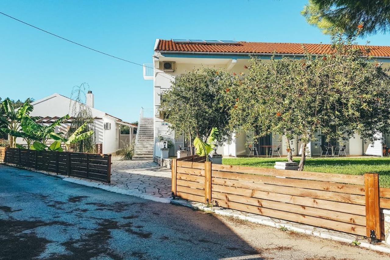 Three Seasons Apartment Kavos Bagian luar foto